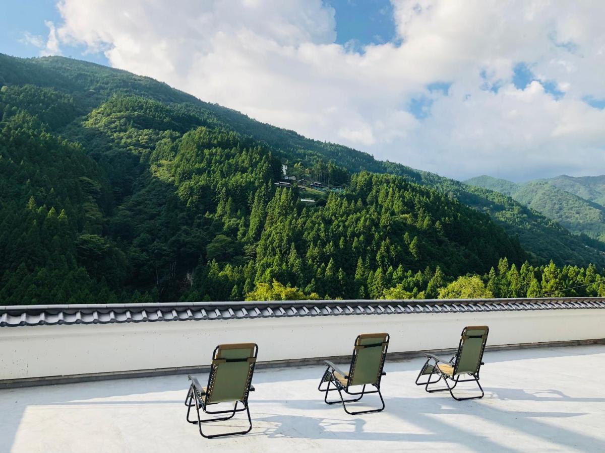 Kazuraya Hotel Miyoshi  Exterior foto