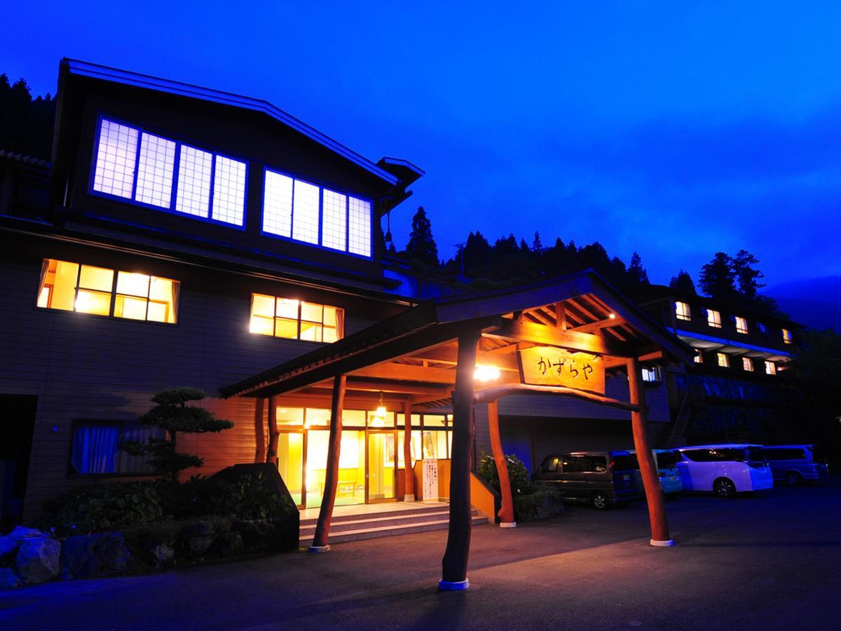 Kazuraya Hotel Miyoshi  Exterior foto